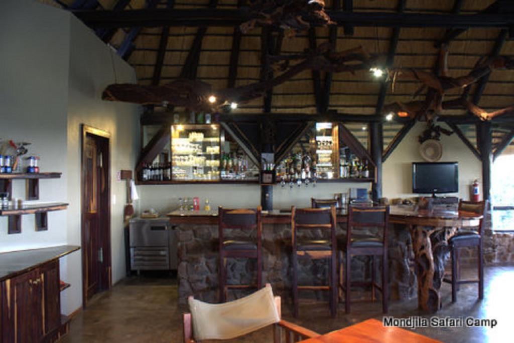 Villa Mondjila Safari Camp à Okaukuejo Extérieur photo