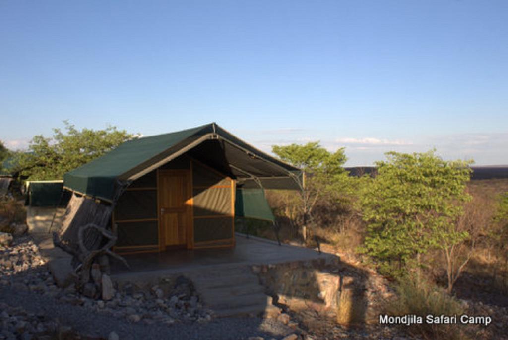 Villa Mondjila Safari Camp à Okaukuejo Extérieur photo