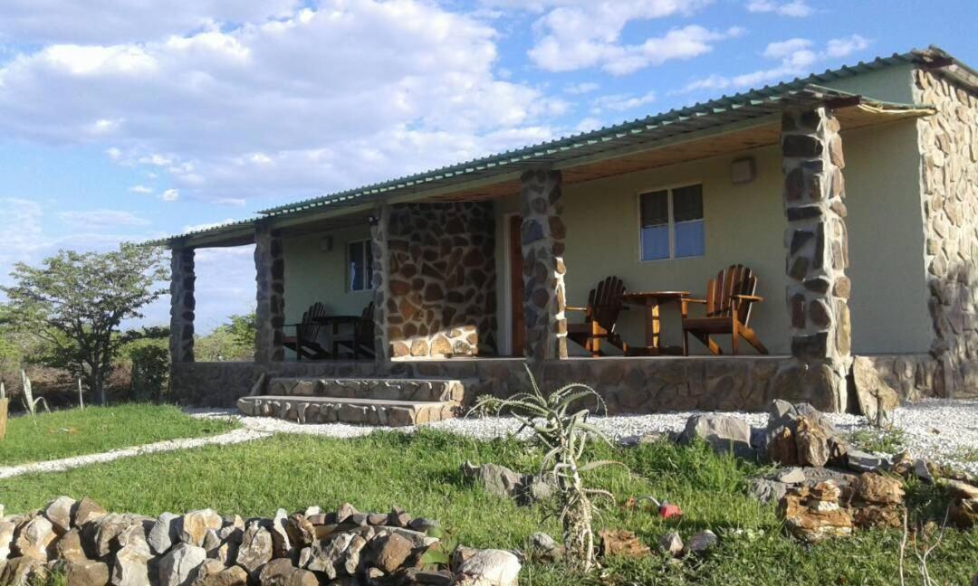 Villa Mondjila Safari Camp à Okaukuejo Extérieur photo